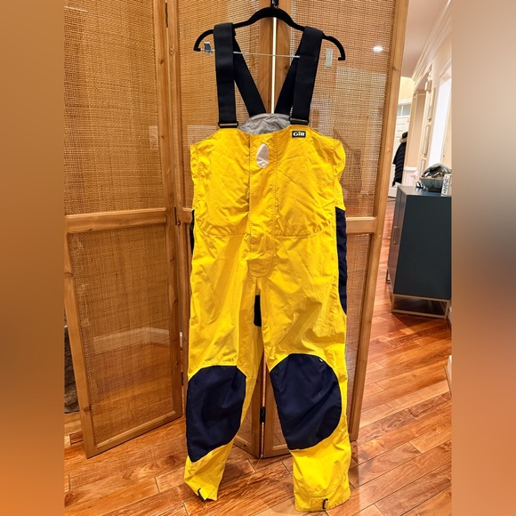 Gilli Yellow and Black Men's Pants